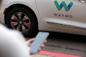 谷歌旗下Waymo美国凤凰城无人驾驶车队规模扩大 中心区汽车不再配安全驾驶员