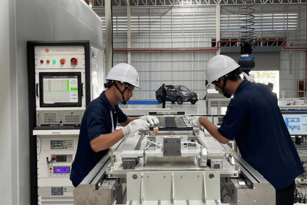 国轩泰国合资工厂首款电池产品下线