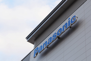 松下计划到2035年将电动汽车电池成本降低约40%