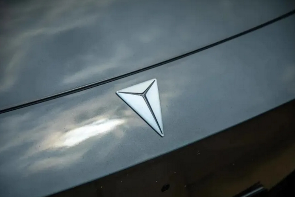 长安深蓝汽车接盘现代重庆工厂