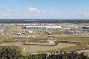 丰田计划未来五年内向美国追加投资至多100亿美元