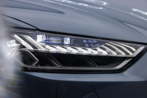 LED车灯厂星宇股份筹划H股上市