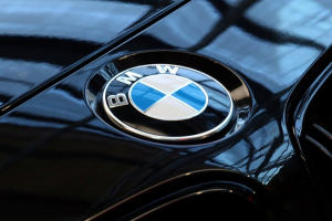 宝马与宁德时代深化合作