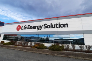 LG能源引入“双层堆叠”工艺以生产特斯拉电池