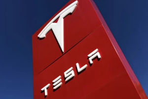 消息称马斯克考虑将特斯拉与SpaceX合并