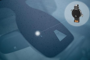 佛瑞亚海拉新一代阳光雨量传感器在华量产